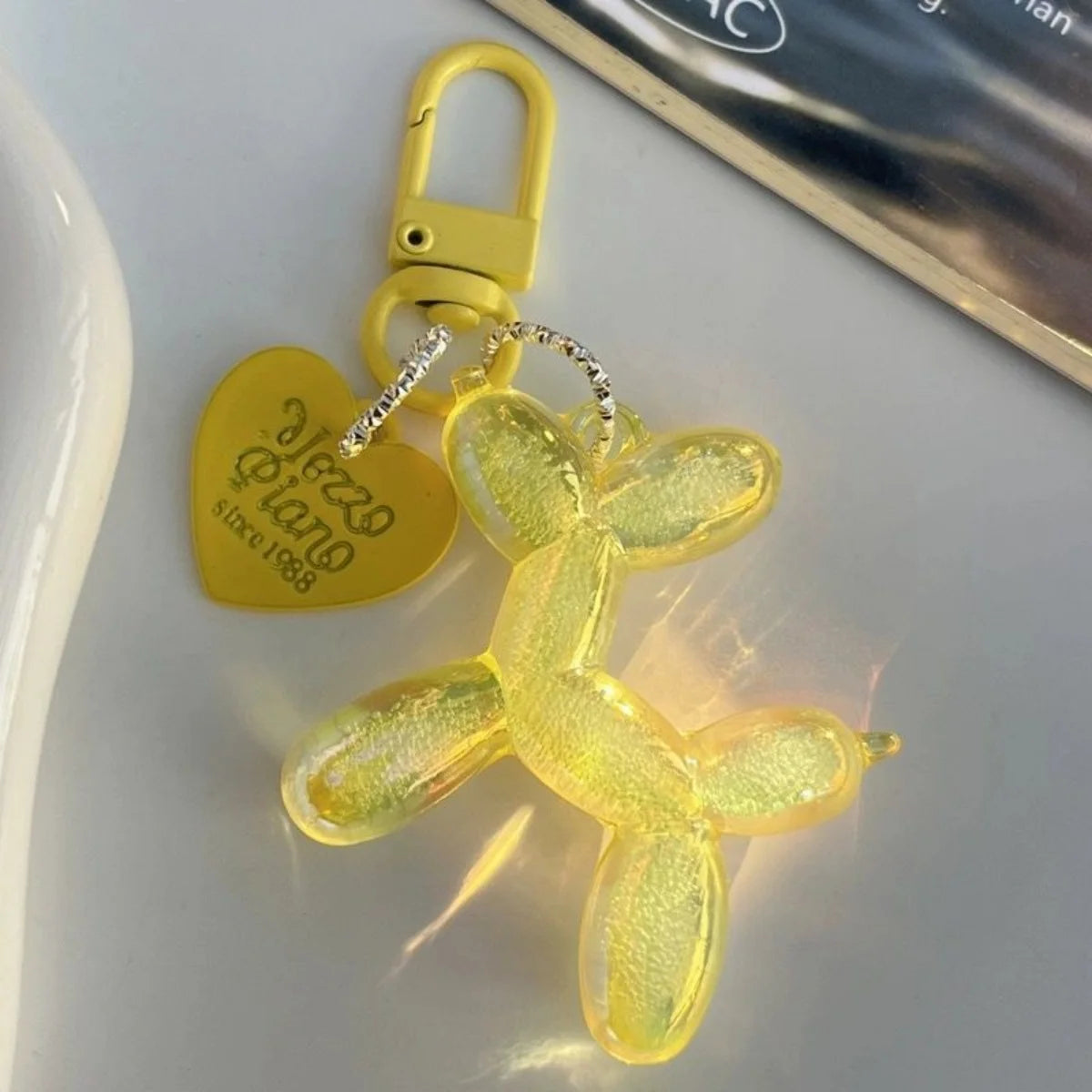 New Candy Color Balloon Dog Keychain for Girls Creative Balloon Dog Phone Chain Key Buckle Accessories Bag Pendant Toys